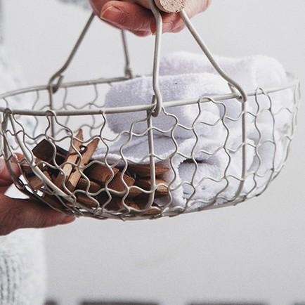 B9D75619-F0F1-3BD3-26D6-6F9F0D806531